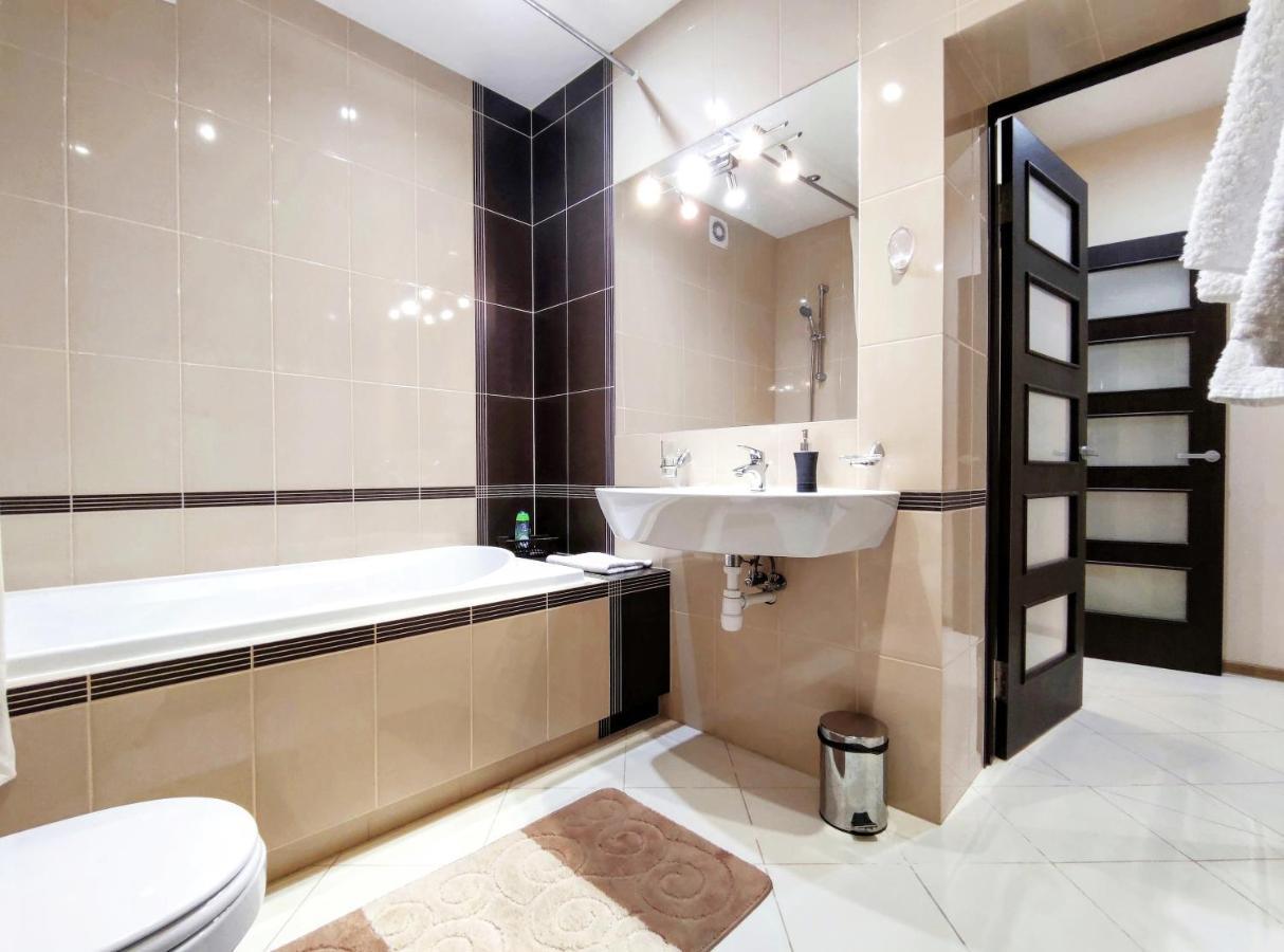 Apartament Positive Lwów Zewnętrze zdjęcie