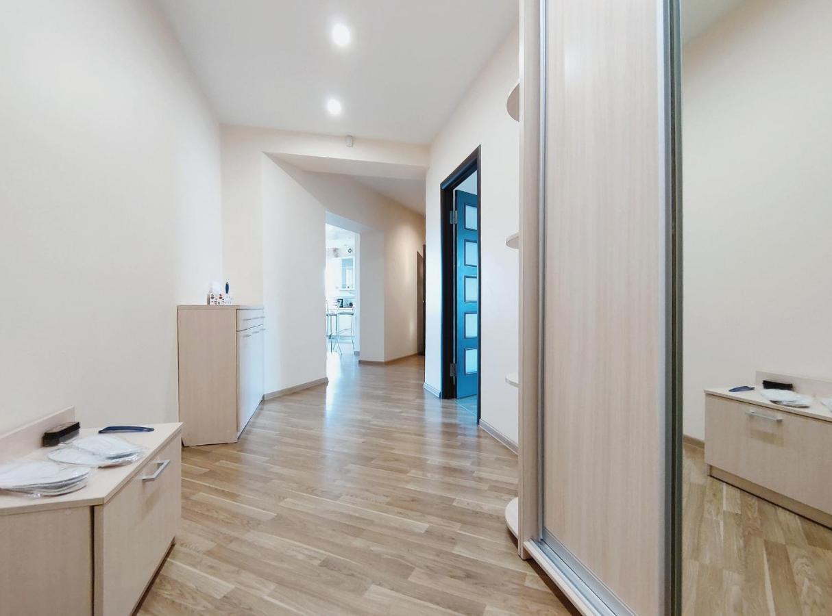 Apartament Positive Lwów Zewnętrze zdjęcie