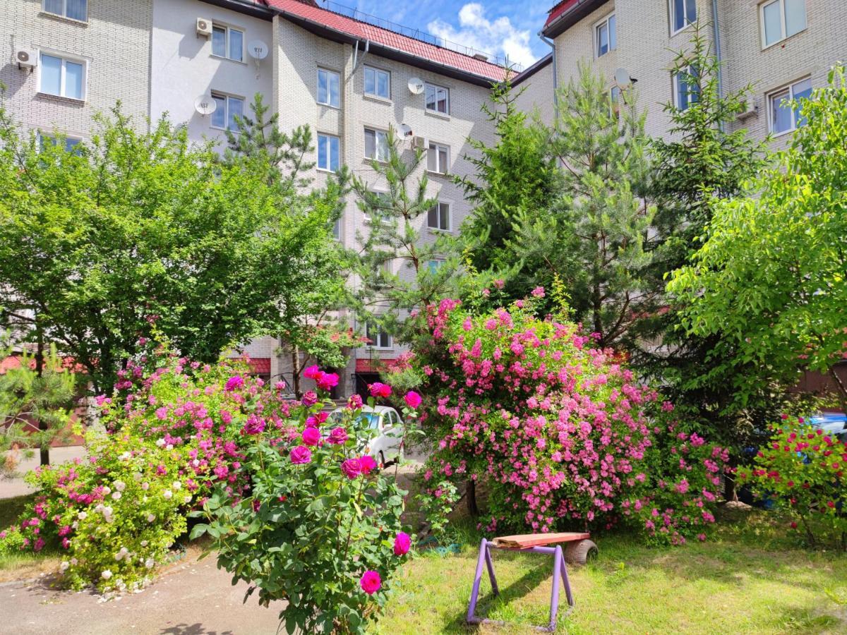 Apartament Positive Lwów Zewnętrze zdjęcie