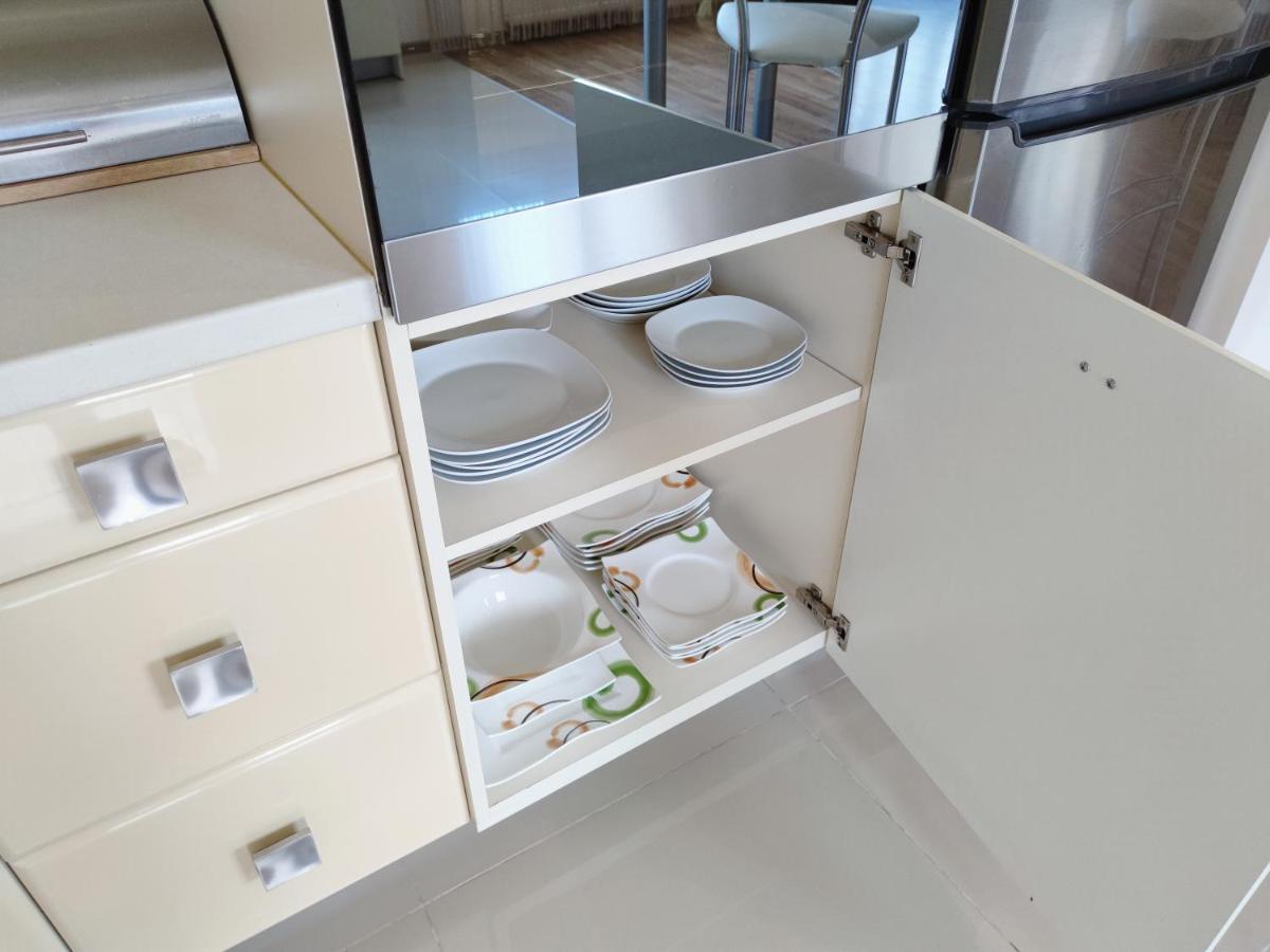 Apartament Positive Lwów Zewnętrze zdjęcie