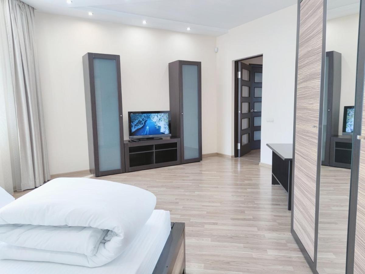 Apartament Positive Lwów Zewnętrze zdjęcie